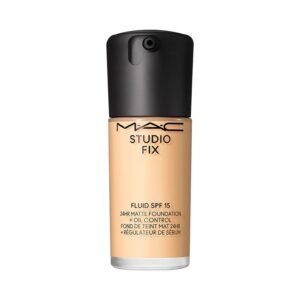 Studio Fix Fluid SPF 15 24HR Matte Foundation + Oil Control 30ml
