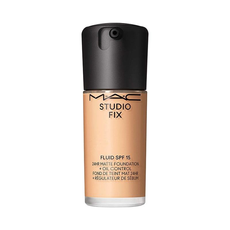 Studio Fix Fluid SPF 15 24HR Matte Foundation + Oil Control 30ml