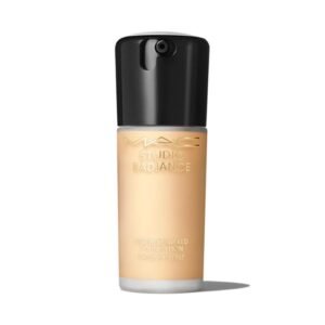 Studio Radiance Serum-Powered Foundation
