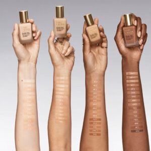 Double Wear Stay In Place Makeup
