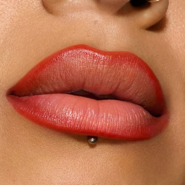 Lip Glazer Shiny Lip Pencil